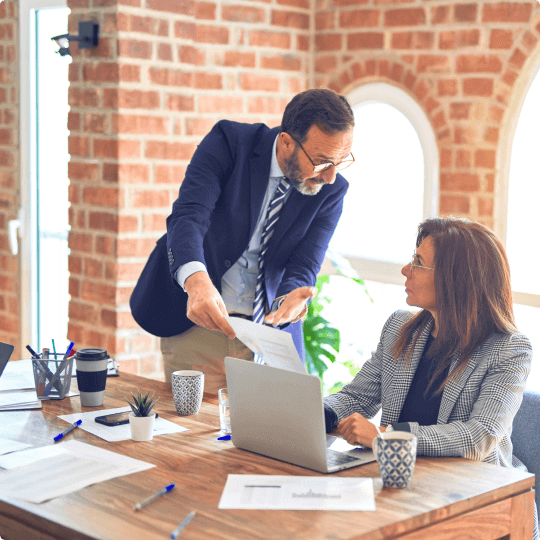 AI Prime Trader - Équipe d'experts en crypto-monnaies